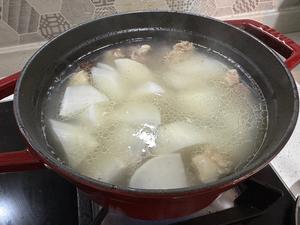 冬日限定——清炖萝卜牛腩（照例附蘸料）