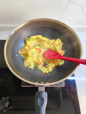 大人小孩爱吃的土豆泥拌面