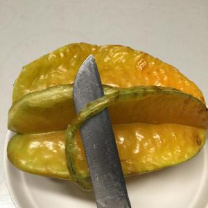 杨桃的正确处理方法（勾氏私房菜）