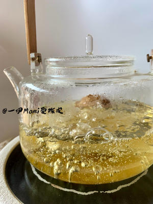 不是吧‼️烤过的甘蔗搭配陈皮，冬天喝真的绝…