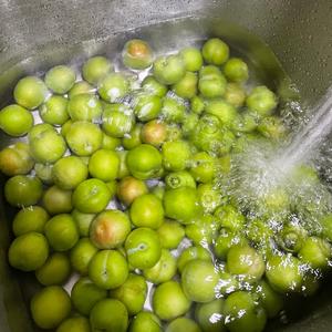 解腻开胃的糖渍李子