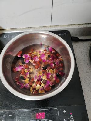 玫瑰桑葚奶