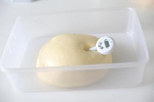 香香软软的杏仁核桃小包子