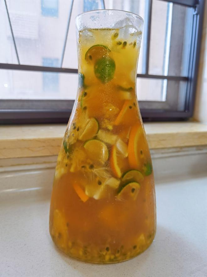 好喝到停不下来的水果茶（柠檬百香果）🍋