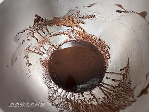 樱桃巧克力慕斯蛋糕
