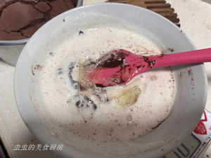 樱桃巧克力慕斯蛋糕