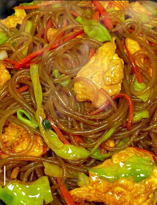 圆白菜鸡蛋炒粉丝
