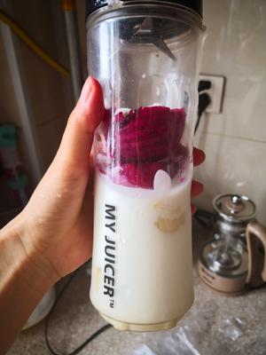 极力推荐的火龙果果汁