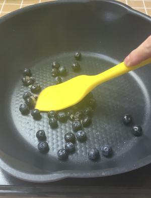 蓝莓溶豆-高颜值还带护眼功效的宝宝小零食