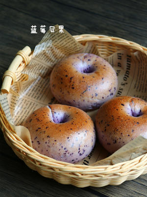 春日蓝莓贝果