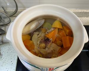 专治睡眠不佳~木瓜鸡脚滋阴美颜护肝汤