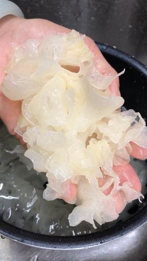 木瓜牛奶银耳羹