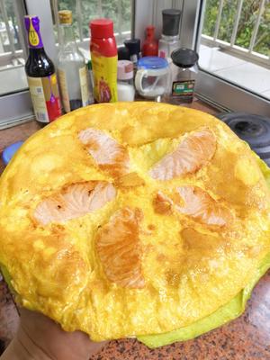三文鱼牛油果鸡蛋饼