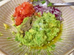 简易版Guacamole墨西哥牛油果沙拉