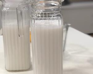 简单美味的自制椰奶，椰青喝完再利用(附取椰肉技巧)