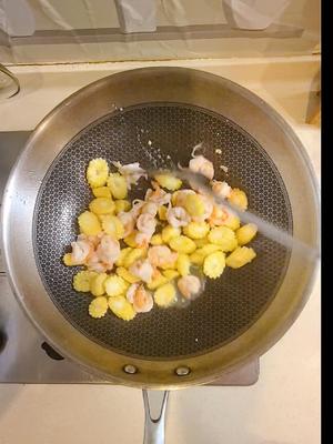 虾仁玉米笋