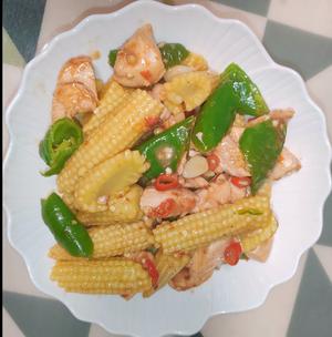 玉米笋炒鸡胸肉