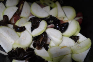 夜开花（瓠瓜）腊肠咸肉炒木耳