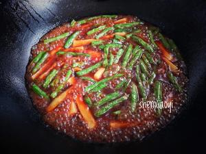 刀豆烧土豆-不是肉却比肉更好吃，做法太简单了，一看就会，上了桌大家抢着吃！