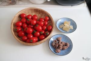 话梅汁渍圣女果-我的年夜饭之一