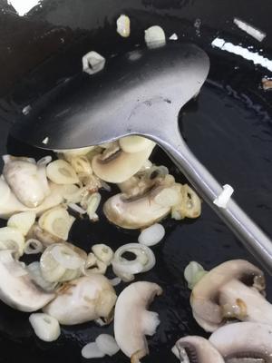 蚕豆瓣子炒虾仁～吃出春天的味道