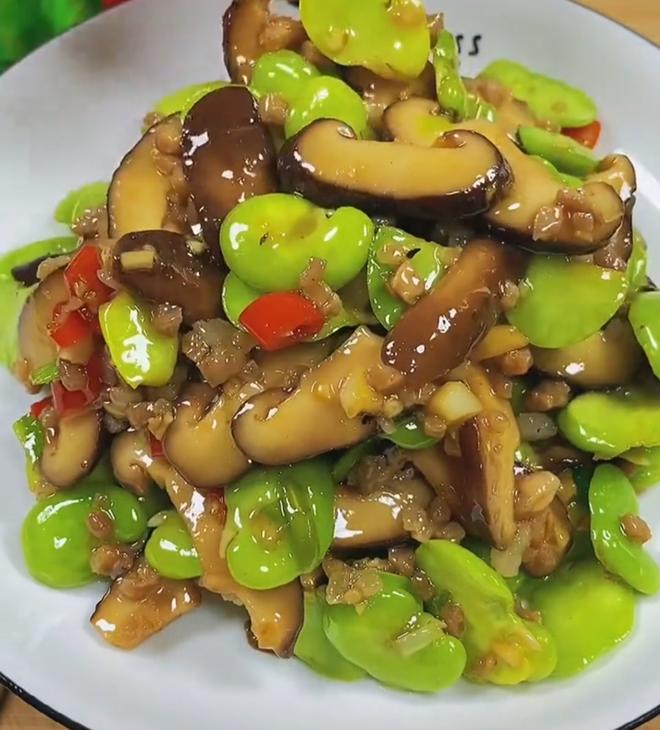 家常菜炒蚕豆