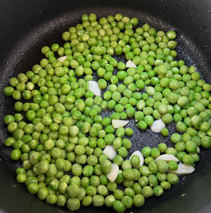 豌豆火腿炒蛋