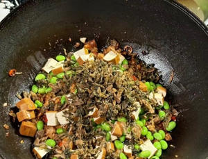 梅干菜炒毛豆