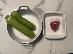 西葫芦炒肉(干锅西葫芦)