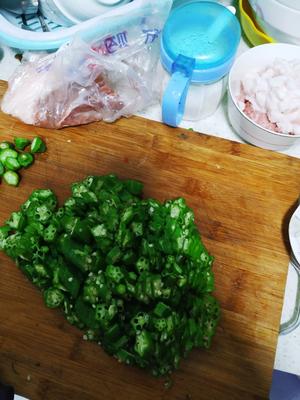 秋葵炒肉(超下饭！)