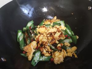 低脂低卡，好吃不胖的秋葵炒鸡蛋，巨好吃