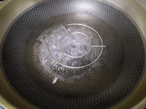 用颜值征服你~秋葵蒸蛋