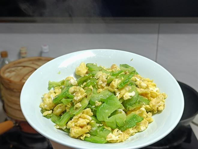 减脂菜-苦瓜炒鸡蛋（不怎么苦哦）