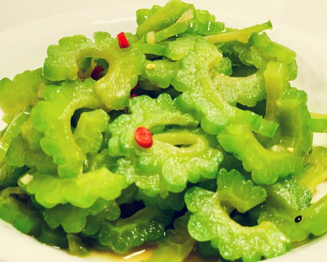 凉拌苦瓜（减脂肪，脆爽可口）