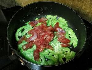 苦瓜炒腊肠