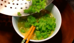 苦瓜鸡蛋饼