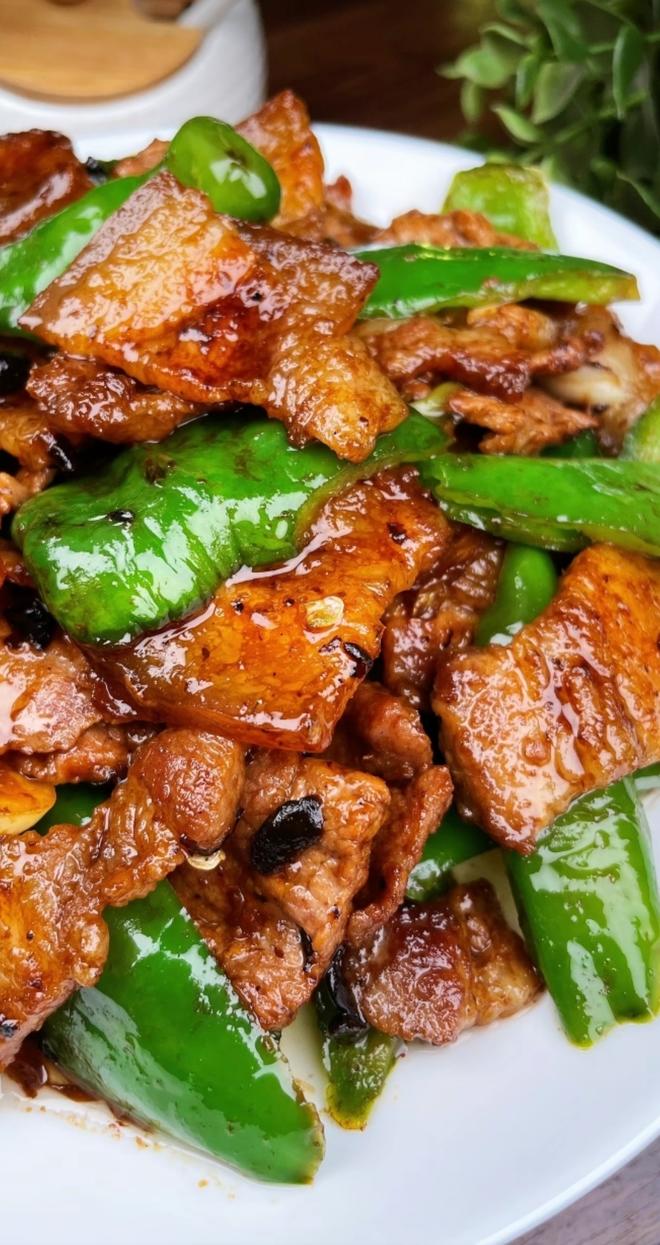 青椒炒五花肉