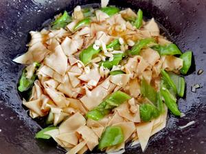 青椒干豆腐（餐馆版）