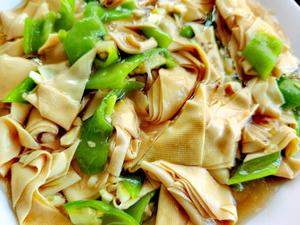 青椒干豆腐（餐馆版）