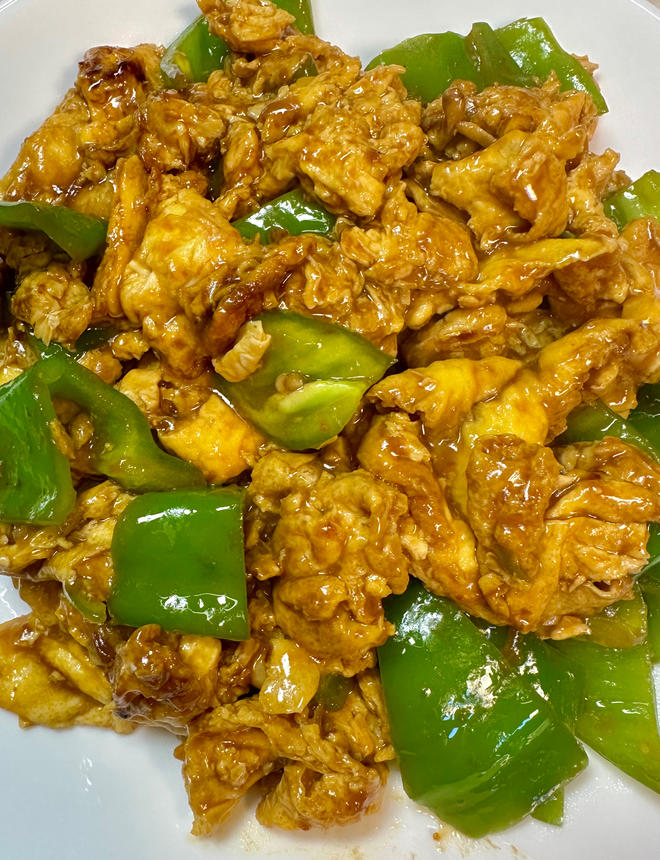 超级下饭的青椒炒鸡蛋