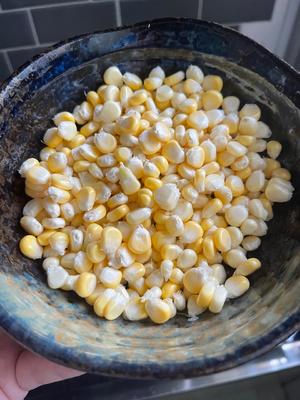 没人不爱吃的【芝士玉米烙】附拨玉米技巧