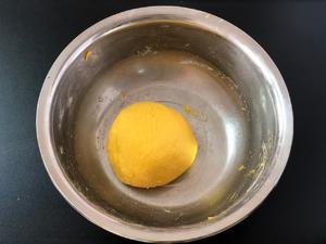 不加一滴水的南瓜开花馒头，纯南瓜泥和面，无需泡打粉，枣香浓郁个个开花