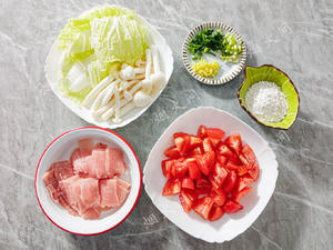 番茄滑肉煲｜肉片超级嫩滑！天冷来上一锅太暖了