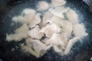 番茄滑肉煲｜肉片超级嫩滑！天冷来上一锅太暖了