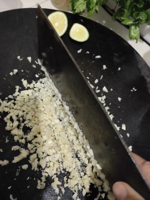 柠檬鸭爪（凉拌）
