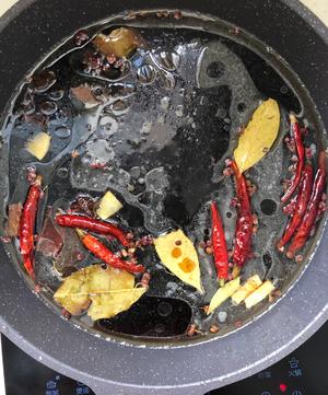 辣味卤鸭掌