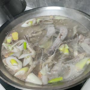 家庭自制卤鸭货（鸭脖和鸭舌头）
