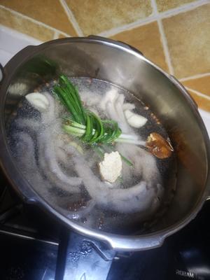 糯香鸭掌干锅—来自干锅发源地的保姆级菜谱
