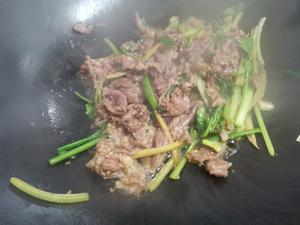 清炒羊肉片