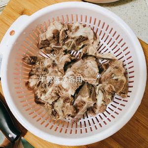 家庭版酱牛骨
